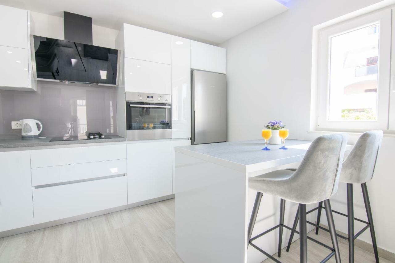 Apartmani Zora Makarska Extérieur photo