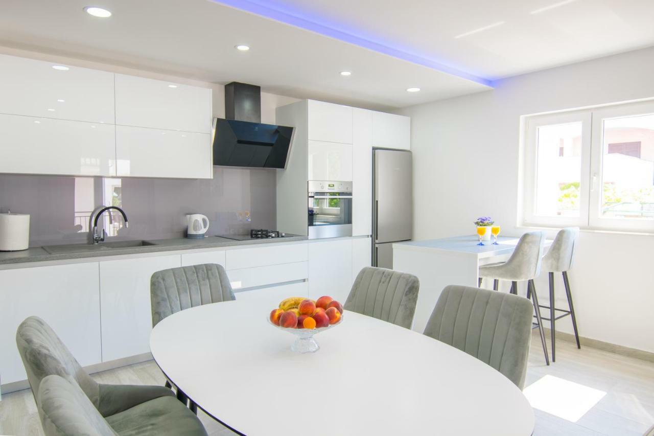 Apartmani Zora Makarska Extérieur photo