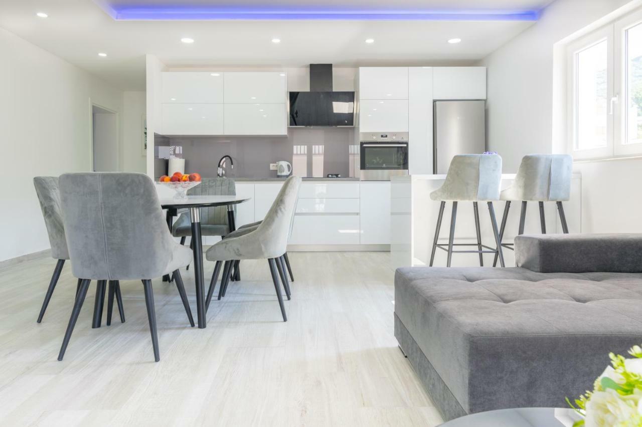 Apartmani Zora Makarska Extérieur photo